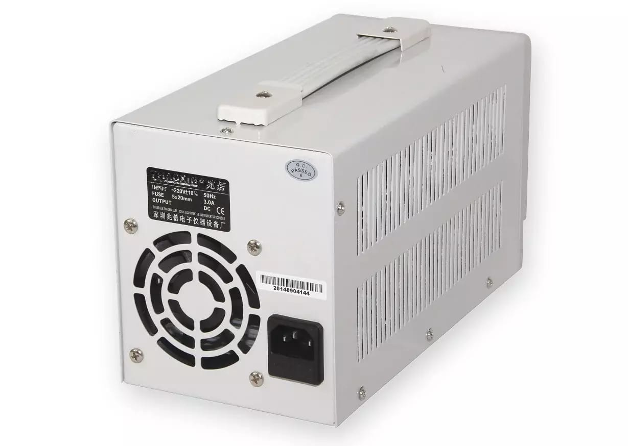 Alimentation de laboratoire RXN-1510D 0-15V/10A – 2
