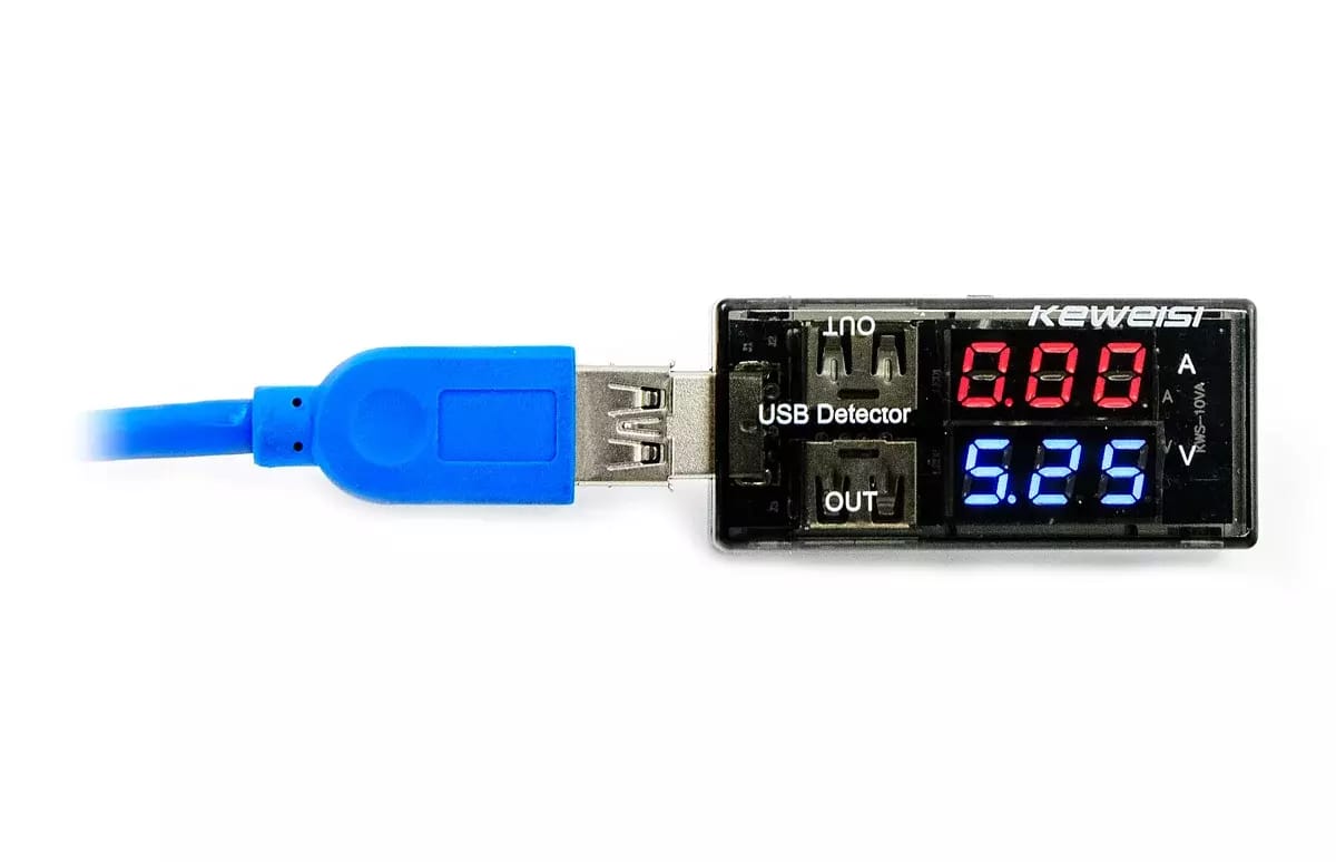 Testeur USB pour mesurer la tension et le courant des ports USB et la perte et la perte dans le câble USB