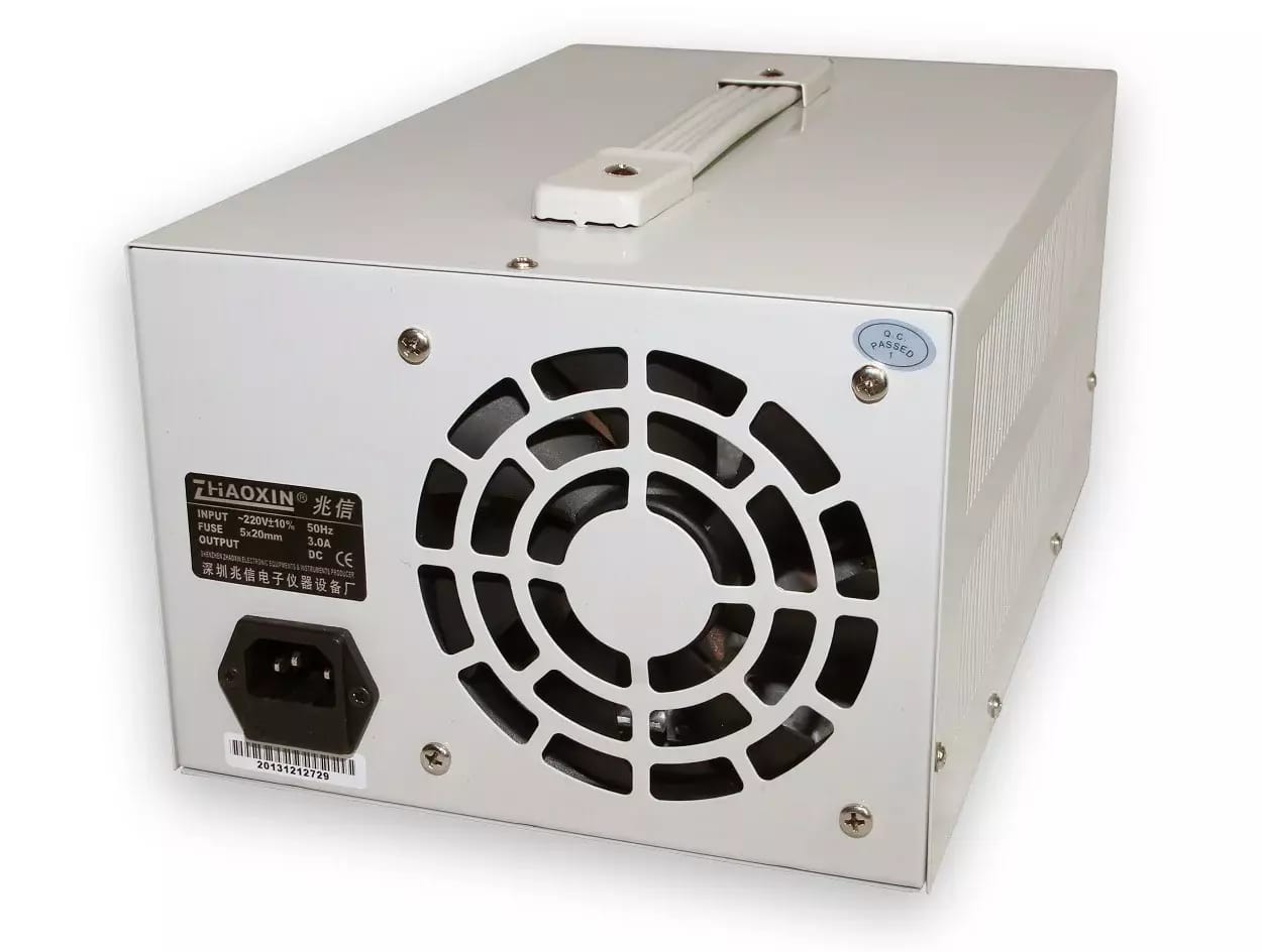 Alimentation de laboratoire RXN-3010D 0-30V/10A – 2