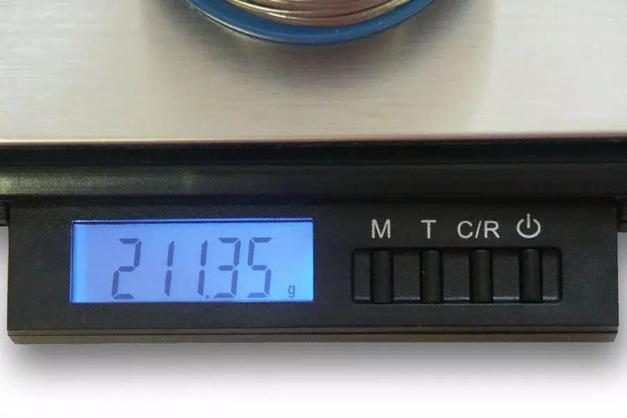 Pèse-lettres numérique avec une tolérance de 0,025 g – 2