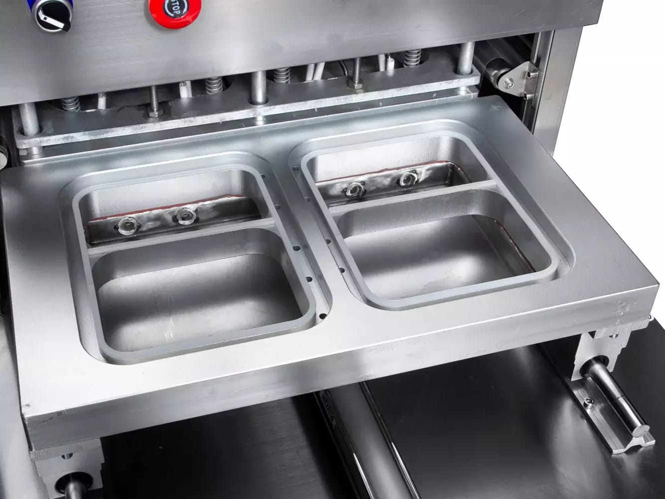 Emballeuse semi-automatique de produits alimentaires prêts à consommer dans des barquettes en deux parties 227x178mm avec atmosphère protectrice – 2